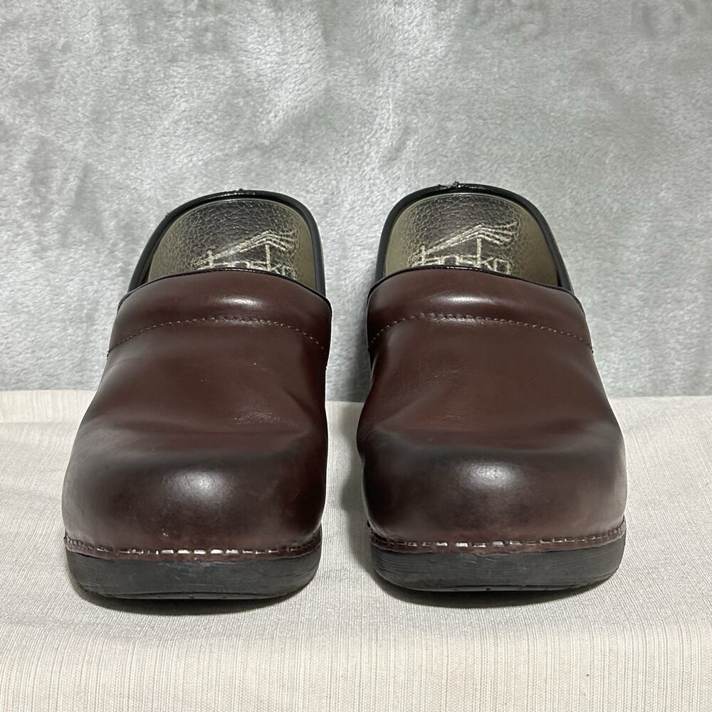 Dansko XP 2.0 Womens Waterproof Pull Up Clogs Size 40 Brown Leather Slip Resist - Picture 3 of 10